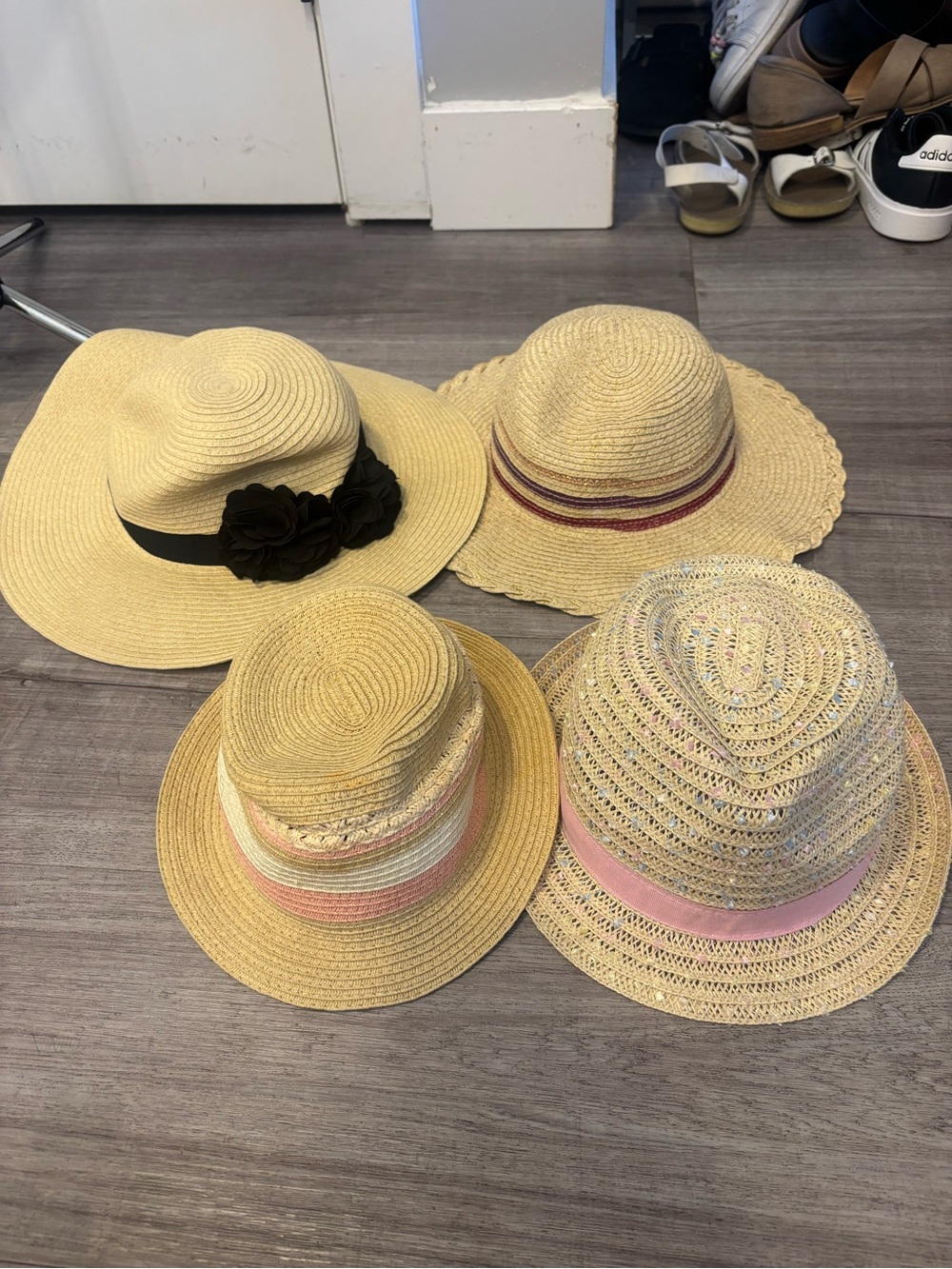 Kids Straw Sun Hat with Pink Ribbon - size 2/3-LG